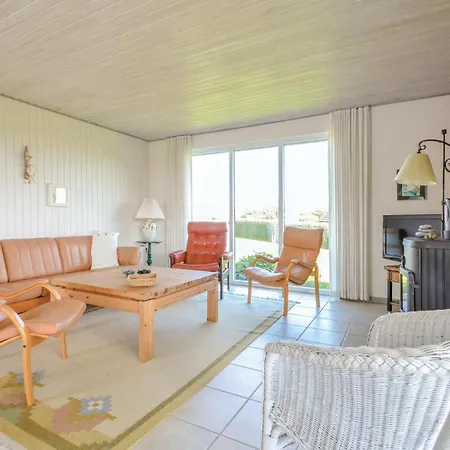 Three-bedroom In Hurup Thy * Doverodde